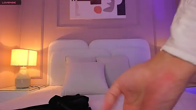 aria greco online show from March 2026 02:17:02 AM