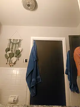 LongandEasy77 online show from December 2025 06:12:02 AM