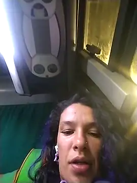 rebekka simpson online show from April 2026 11:48:01 PM