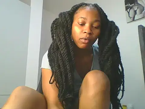 Snapshot of _Becky002 chatting on June 2026 09:47:01 AM Becky002 online show from June 2026 09:47:01 AM