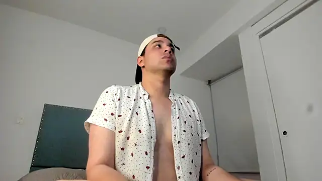 Latin boy surprisee online show from July 2026 01:56:01 AM