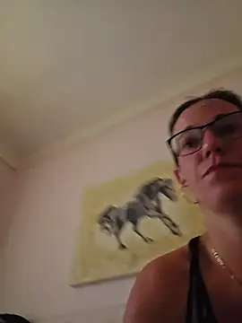 SpiceLea online show from June 2026 01:50:01 PM