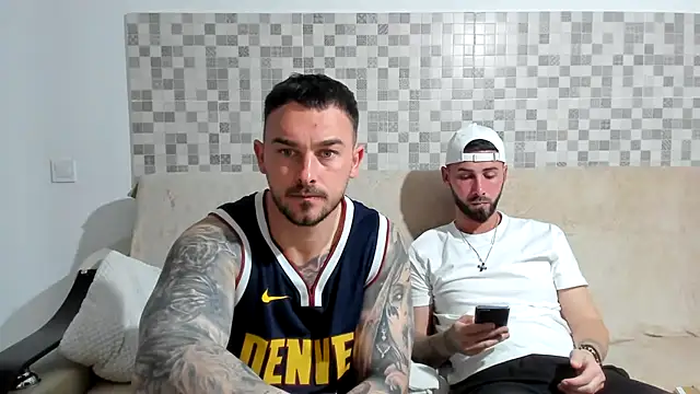 Jonmusclemaster online show from April 2026 07:44:02 PM