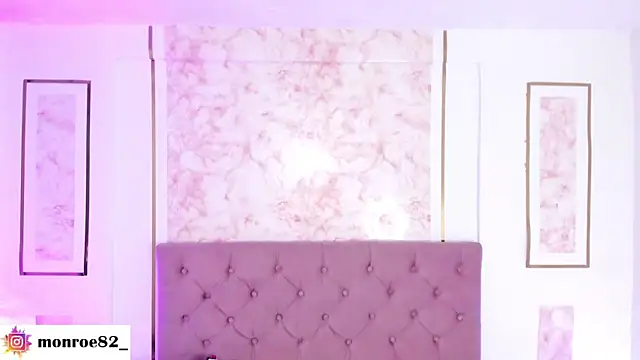 GENNESIS LOVE online show from April 2026 04:48:02 AM