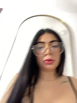 Mia 222 online show from March 2026 12:00:02 PM