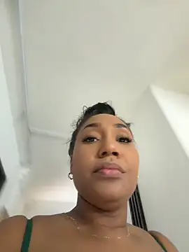 NaiomyLanes online show from March 2026 12:01:01 PM