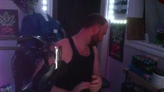 GeneralXMillyX online show from November 2025 05:31:02 AM