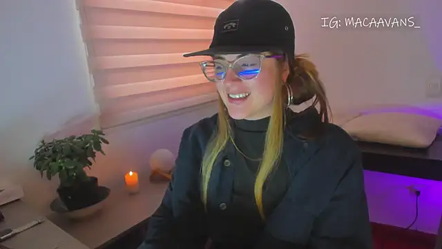 tekila   online show from March 2026 10:37:01 PM