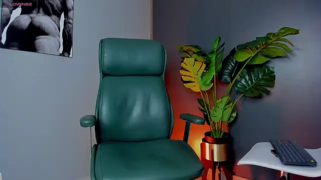 noah crux online show from March 2026 02:11:02 AM