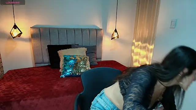 LiaCooper  online show from June 2026 01:20:02 PM