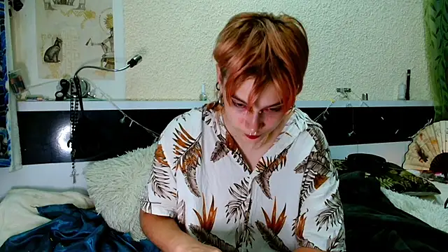 Sophie Bell online show from June 2026 06:30:02 PM