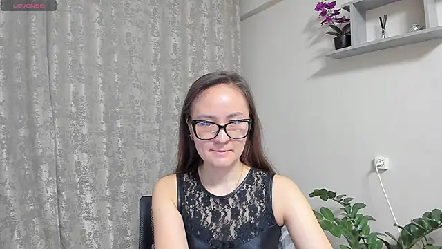 Diana Taylor online show from April 2026 09:10:02 PM