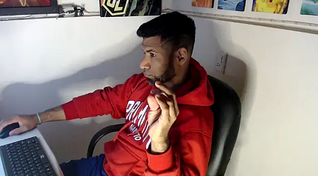 Enriblack92 online show from December 2024 04:27:02 PM