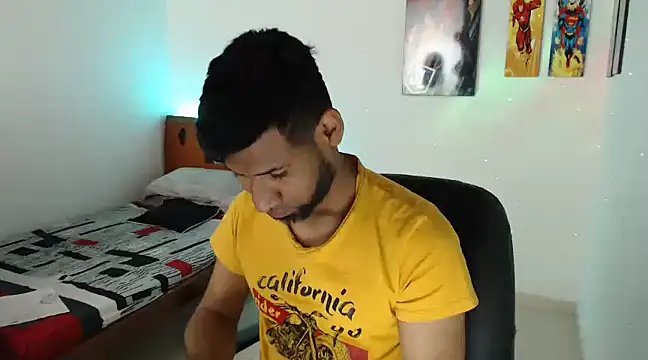 Enriblack92 online show from December 2024 02:33:02 PM