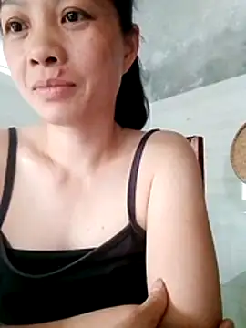 Snapshot of Aninyin22 chatting on June 2026 06:51:02 AM Aninyin22 online show from June 2026 06:51:02 AM