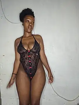 curvysexybody online show from June 2026 01:14:02 AM