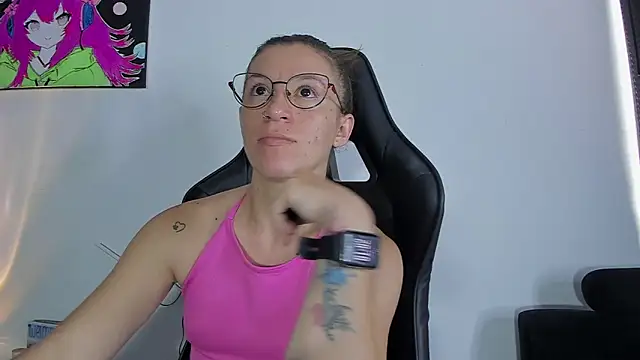 roxanne jones1 online show from June 2026 06:09:02 PM