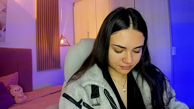 mia nevaeh online show from January 2026 07:28:02 PM