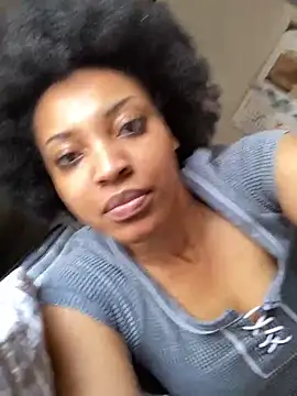 Snapshot of KimiAqua chatting on March 2025 06:18:01 PM KimiAqua online show from March 2025 06:18:01 PM