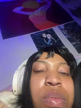 Snapshot of KimiAqua chatting on November 2025 11:49:02 PM KimiAqua online show from November 2025 11:49:02 PM