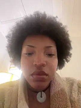 Snapshot of KimiAqua chatting on February 2026 12:39:02 PM KimiAqua online show from February 2026 12:39:02 PM