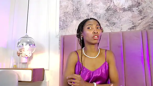 Snapshot of SabrinaDevill chatting on June 2026 12:22:01 PM SabrinaDevill online show from June 2026 12:22:01 PM