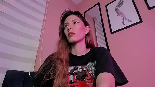 Snapshot of SensualJane2 chatting on June 2026 05:38:01 AM SensualJane2 online show from June 2026 05:38:01 AM