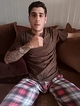 arenn1997 online show from March 2026 12:10:02 PM