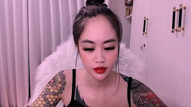 Snapshot of witch-39 chatting on June 2026 11:35:02 AM witch-39 online show from June 2026 11:35:02 AM