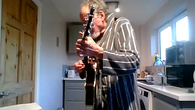 jimmybenido online show from March 2026 05:41:01 PM