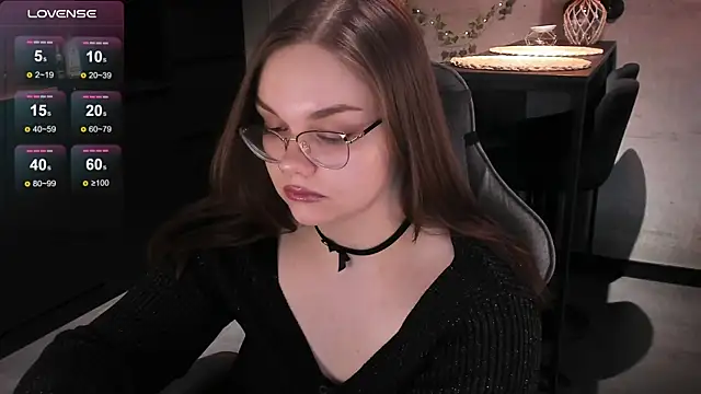 EvaBae online show from February 2025 01:28:01 PM