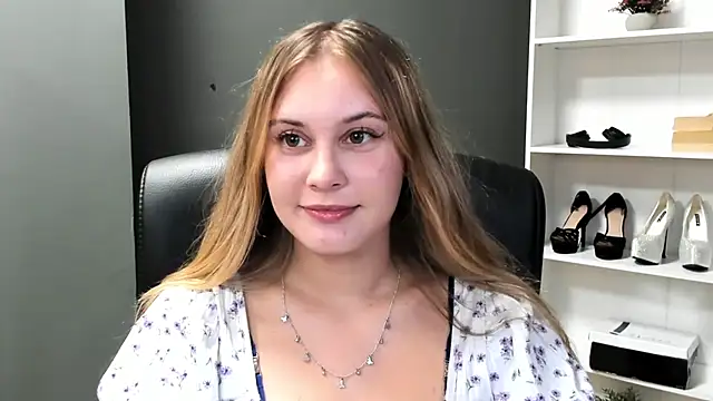 kitty valeria online show from July 2026 08:55:01 PM
