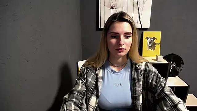 lady olivia  online show from March 2026 02:43:01 PM