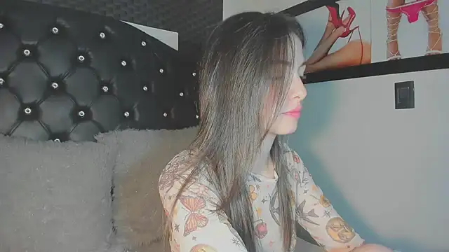 diana queen  online show from April 2026 09:04:02 PM