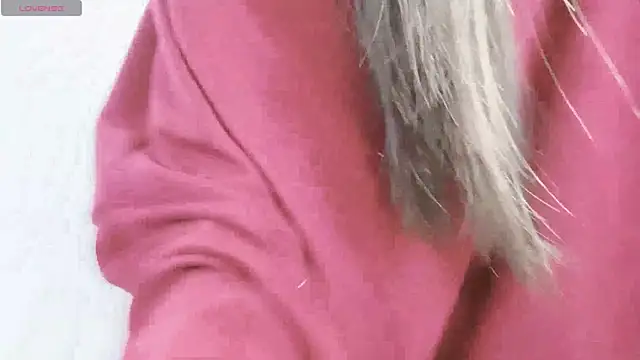 Snapshot of tanhxiu chatting on December 2024 08:03:02 PM tanhxiu online show from December 2024 08:03:02 PM