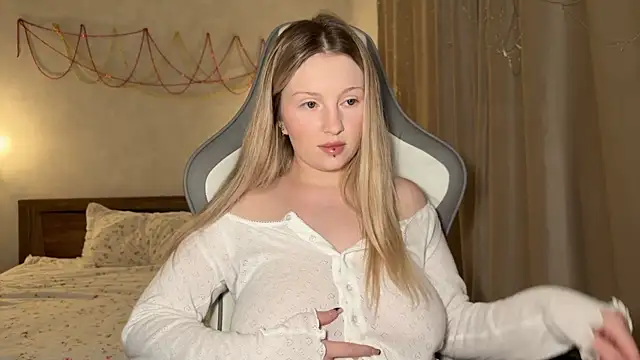 x ivy x online show from January 2026 03:49:01 PM