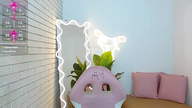 Chiara tay online show from February 2025 06:06:02 AM