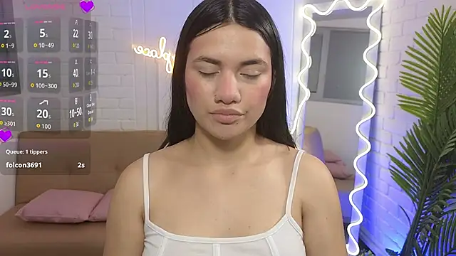 Chiara tay online show from September 2025 11:45:02 AM