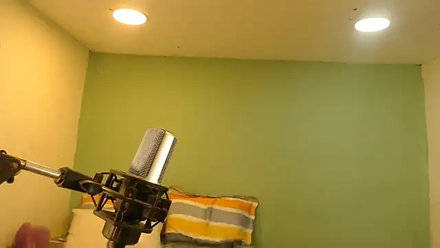 danielitopapuu online show from April 2026 04:19:01 AM