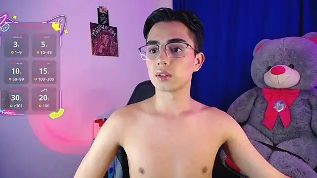 OwenBluee online show from July 2026 07:50:02 AM