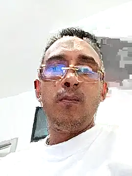 paisa233 online show from October 2025 10:33:01 PM