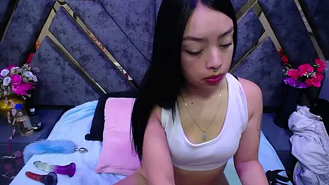 Sofia Mirandaa18 online show from April 2026 01:39:01 PM