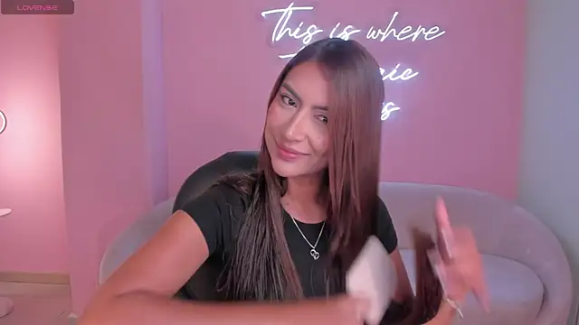 ArianaDumont online show from July 2026 11:27:01 AM