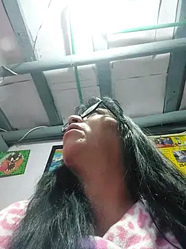 clarita 01 online show from July 2026 11:23:02 AM