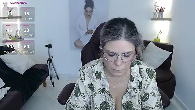 Snapshot of zehra_sanem chatting on July 2026 09:14:01 PM zehra sanem online show from July 2026 09:14:01 PM