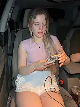Holly-Glamour online show from June 2026 10:58:01 PM