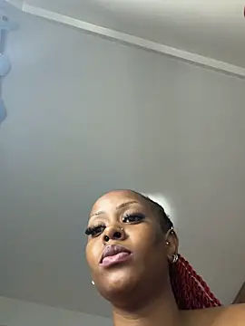 Snapshot of Rose_berry chatting on June 2026 04:38:01 PM Rose berry online show from June 2026 04:38:01 PM