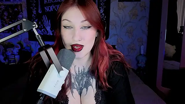 Kimpossible1 online show from March 2026 10:48:01 PM