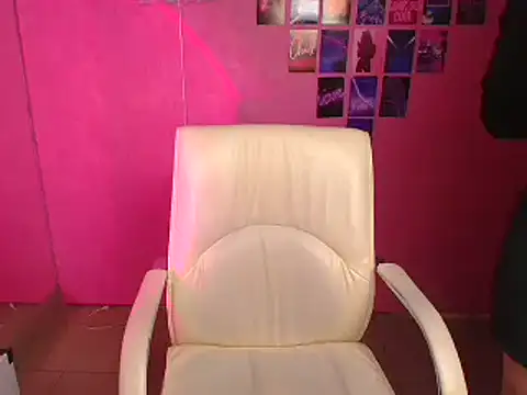 Lissmilf online show from March 2026 01:03:02 PM