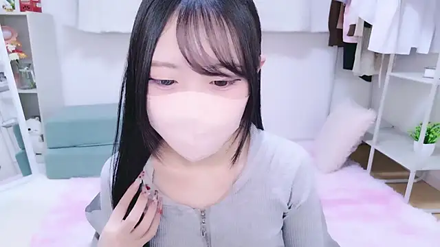 Snapshot of Suzu_ch_xx chatting on February 2026 06:17:01 PM Suzu ch xx online show from February 2026 06:17:01 PM